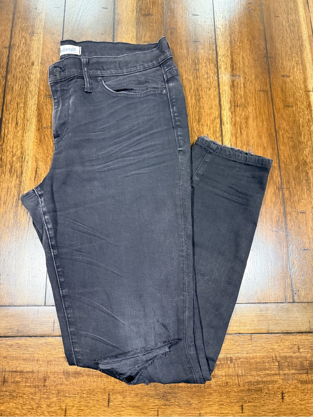 Madewell Mid Rise Skinny Jeans Women’s Size 32 Black Distressed Stretch Denim